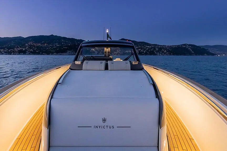 Invictus 460
